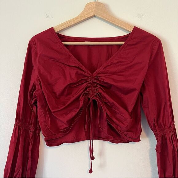 Tularosa Ava Cinched Long Sleeve Crop Top in Wine Size Small - Picture 5 of 9